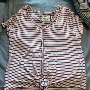 Stripped short sleeve shirt